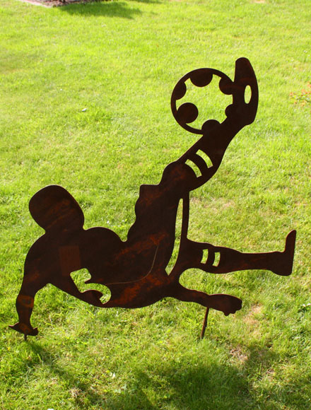 Gartendekoration Fussballer Fallrückzieher