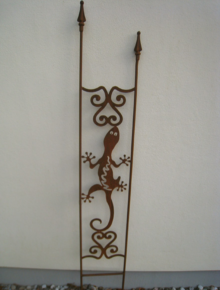 8e5273079842cd52b6fb3c9d8660a703